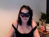 Hey my name is Daisey87, sweet and naughty woman, how wants to try something new.I like hot lingerie, man whit a nice cock, i like dirthy talk, Tell me your fantasy and i will tell you mine....