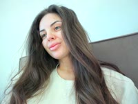 im sensitive and pretty and great sense of humour ,friendly,interesting personality  ...i like wear sexy clothes all time,high heels