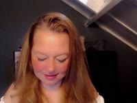 Hi im a sweet Dutch girl with a naughty side
I love good conversations teasing a little.... and maybe a bit more if we click.
Courious what kind of mood i