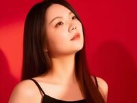 topless webcamgirl GuanshiSun