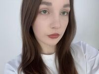 camslut topless JulieShuliack