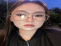 webcam live sex LauriMoradel