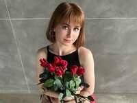 topless cam girl NicoleWillse