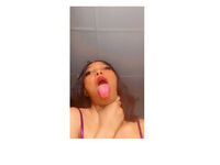 camwhore shaved pussy DamJasmine