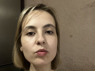 girl chat AdalineShay