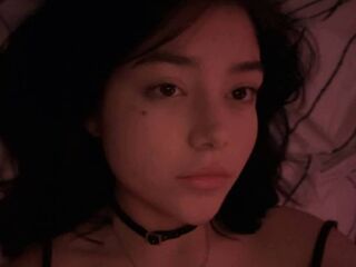 shower cam AlisaGlow