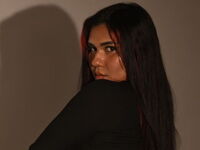 flirt chat room AlizLatifa