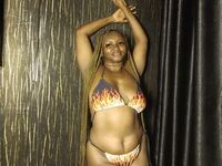 masturbating webcam girl AloraWest