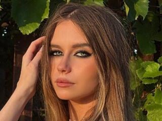 girl camsex BrunaKiebler