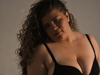 hot strip tease show CamielBeaumont