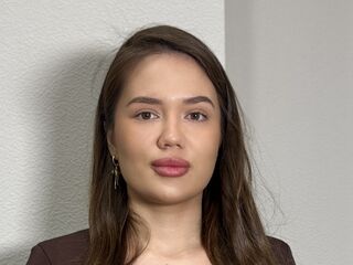 camwhore shaving pussy CammieLosecco