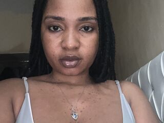 sex web cam chat room CarolineJames