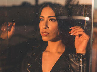 hot chat room CassFox