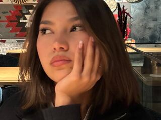 chat room live show CelsaCoty