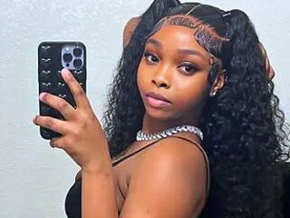 free online chat ChristabelBella