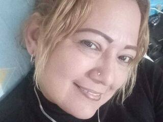 fingering camslut ClauDaniels