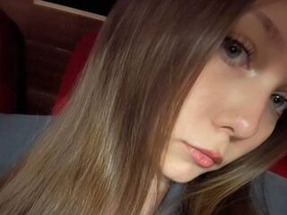 naked cam girl masturbating with vibrator CleliaGuynup