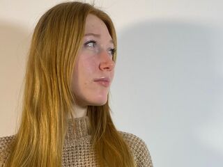 beautiful webcam girl CoreenShimkus