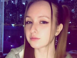 bedroom cam CortneyMoran