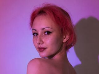 hot camwhore ElanaHelfert