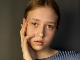 nude camgirl pic EvelinaMoorina