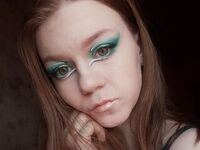 girl topless FloreneBouma