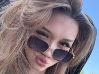 naked camgirl picture GailMayette