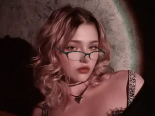 fingering girl cam GlynisLathon