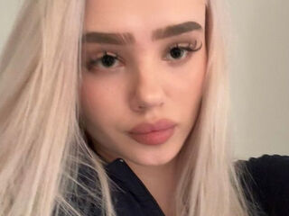 camslut topless IrinaVolkova