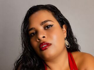 cam girl playing with sextoy IsabelaGlow