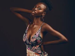 free live webcam IssaJenner