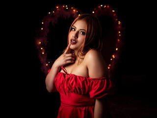 free nude live show IvonneLogan