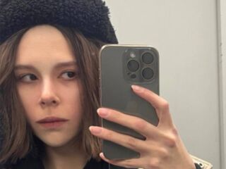 camgirl playing with sextoy JaymeAllsup