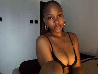 hot naked webcamgirl JoyceClara