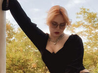 camgirl fingering shaved pussy KaleighCollett