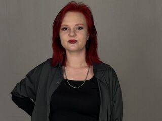 naughty cam girl masturbating KamilahRivers