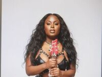 teaser chat KarinaLondres