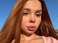 camslut fingering wet pussy KarinaSavastru
