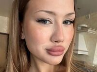 fingering camwhore KisaAngelic