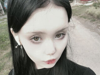 livesex cam show KrystleHadley