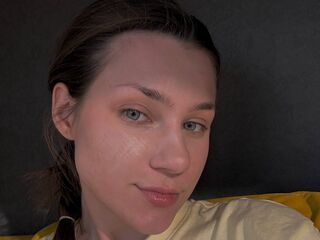 camgirl fingering pussy LanaEismont