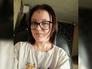 fingering camslut LaquitaMoncure