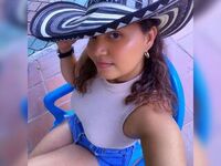 flirt chat room LauraPhol