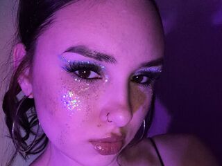cam girl showing pussy LeandraJellison