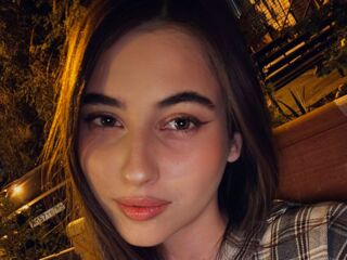 extreme webcam LeiaFrost