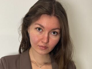 hot naked cam girl LeilaCoocher