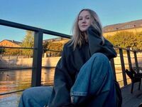 teasercam LillyStill