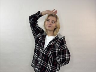 free jasmin livecam LorieYancy