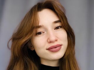 naughty camgirl masturbating LouieAldaco