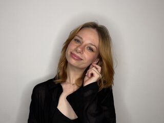 hot web cam show LouiseSchmidt